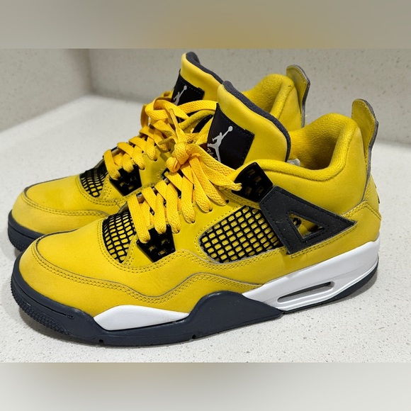 Nike Other - Jordan 4 Retro GS‎ “Lightning Yellow” 2021